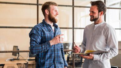 Une bonne relation entre franchisés : un pilier incontournable de la réussite d’un réseau