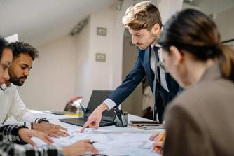 Les erreurs à éviter avant d’acheter une franchise : les clés pour réussir son investissement