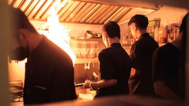 Dark Kitchen, restaurant traditionnel ou concept hybride : quel modèle de franchise pour la restauration de demain ?