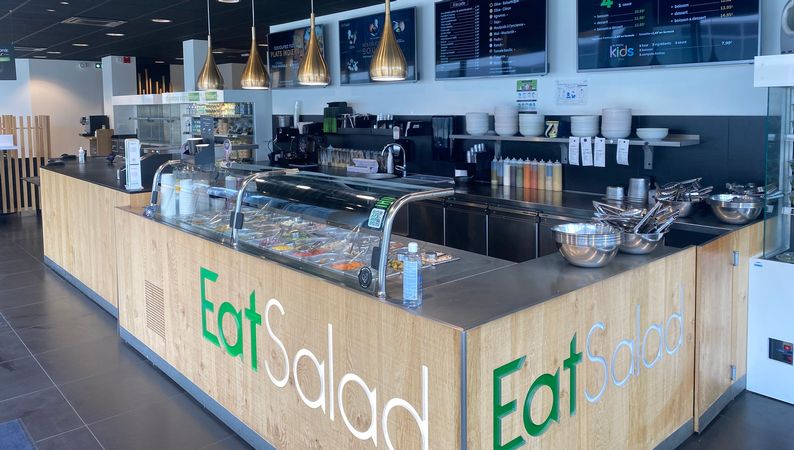 EAT SALAD